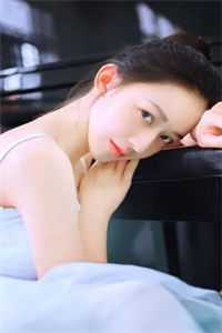 女师傅亲吻我，害我重生两世，这一世我灭了泰迪宗门小说