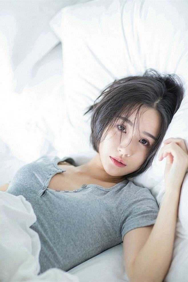 一觉醒来，陌生男人自称老公，带着孩子住进我家顾承苏溪全文